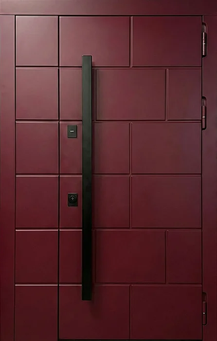 Металлическая дверь бордовая с прямоугольной фрезеровкой и длинной ручкой №91
